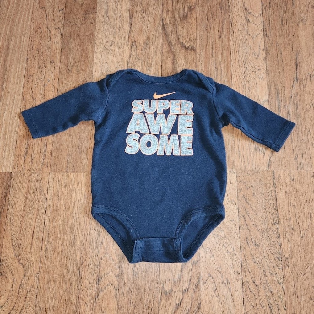 Nike Baby Boy Navy Blue Super Awesome Graphic Long Sleeve Bodysuit 0-3 Month 639